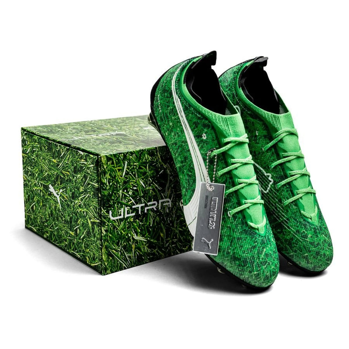 PUMA Ultra 6 Carbon FG V1.26 OG Grass - Deep Woods/Blanc/PUMA Green ÉDITION LIMITÉE